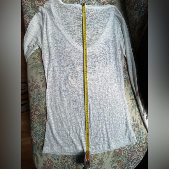 Super light ladies’ t-shirt. - Picture 7 of 9